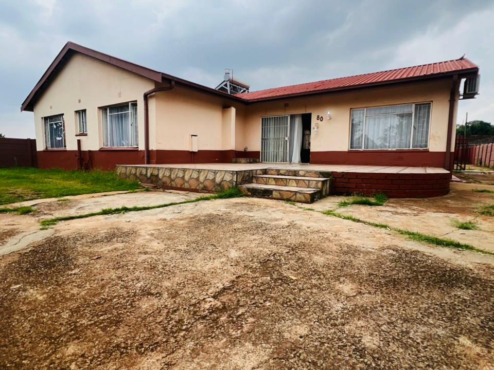 House 8